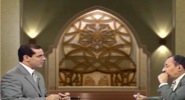 ما معنى ( أَغْلَالًا ) و ( مُّقْمَحُونَ )